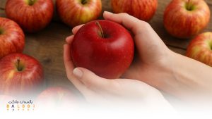 سیب سرخ برای تهیه کیک سیب دارچین | بالسی مارکت